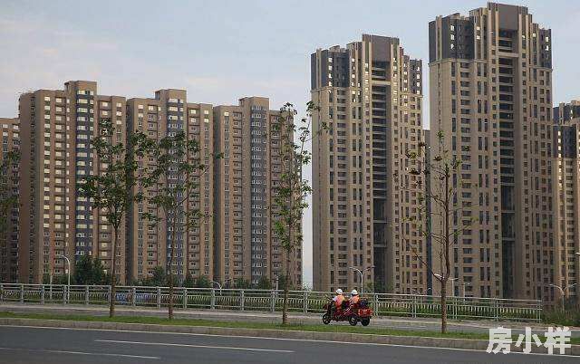 深圳小產(chǎn)權(quán)房均價多少？價格差異的原因有哪些？