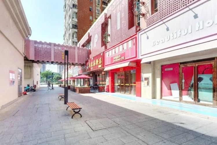 龍華上街均價(jià)90000元/平