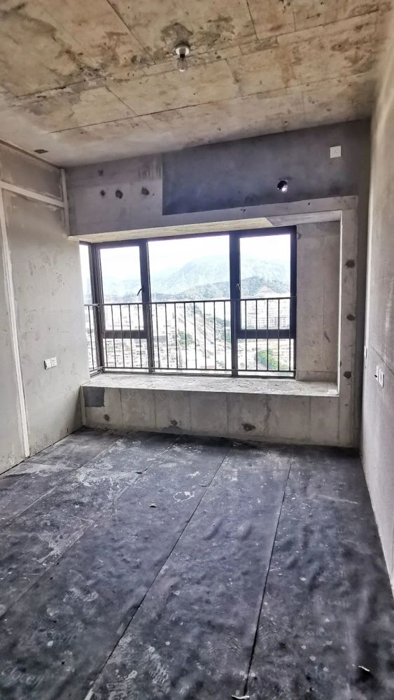 優先保障回遷房建設進度與標準