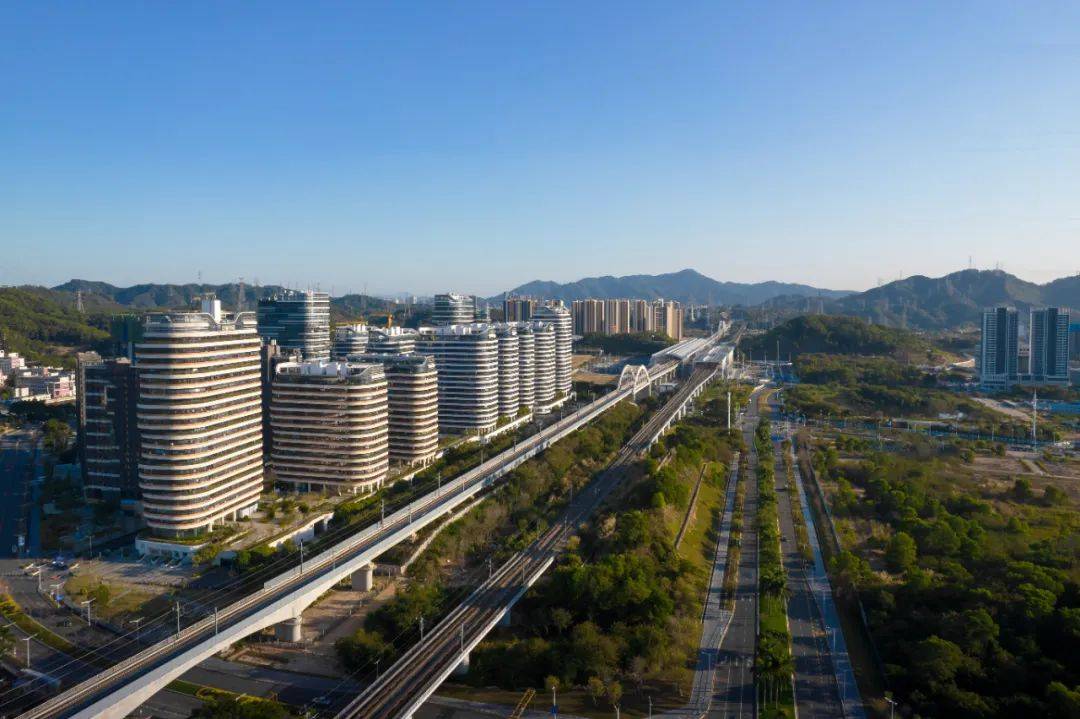 該片區(qū)稱(chēng)得上石巖的中心區(qū)域